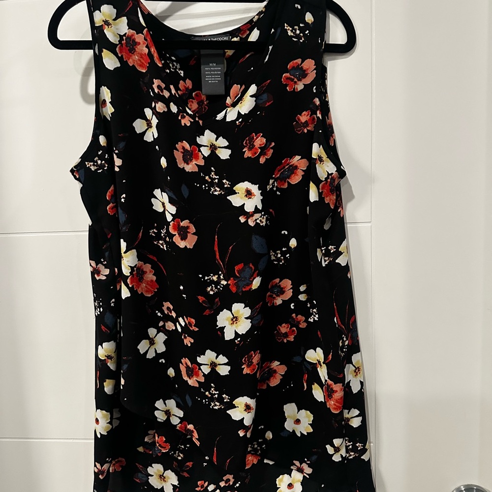 Chelsea & Theodore Multicolor Floral Sleeveless Blouse